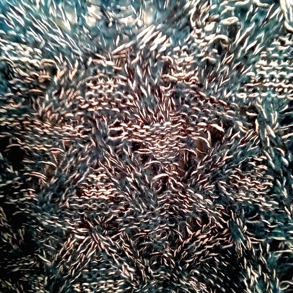 Open Knit Pointelle V Neckline Sweater - Picture 14 of 15